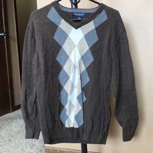 V neck sweater